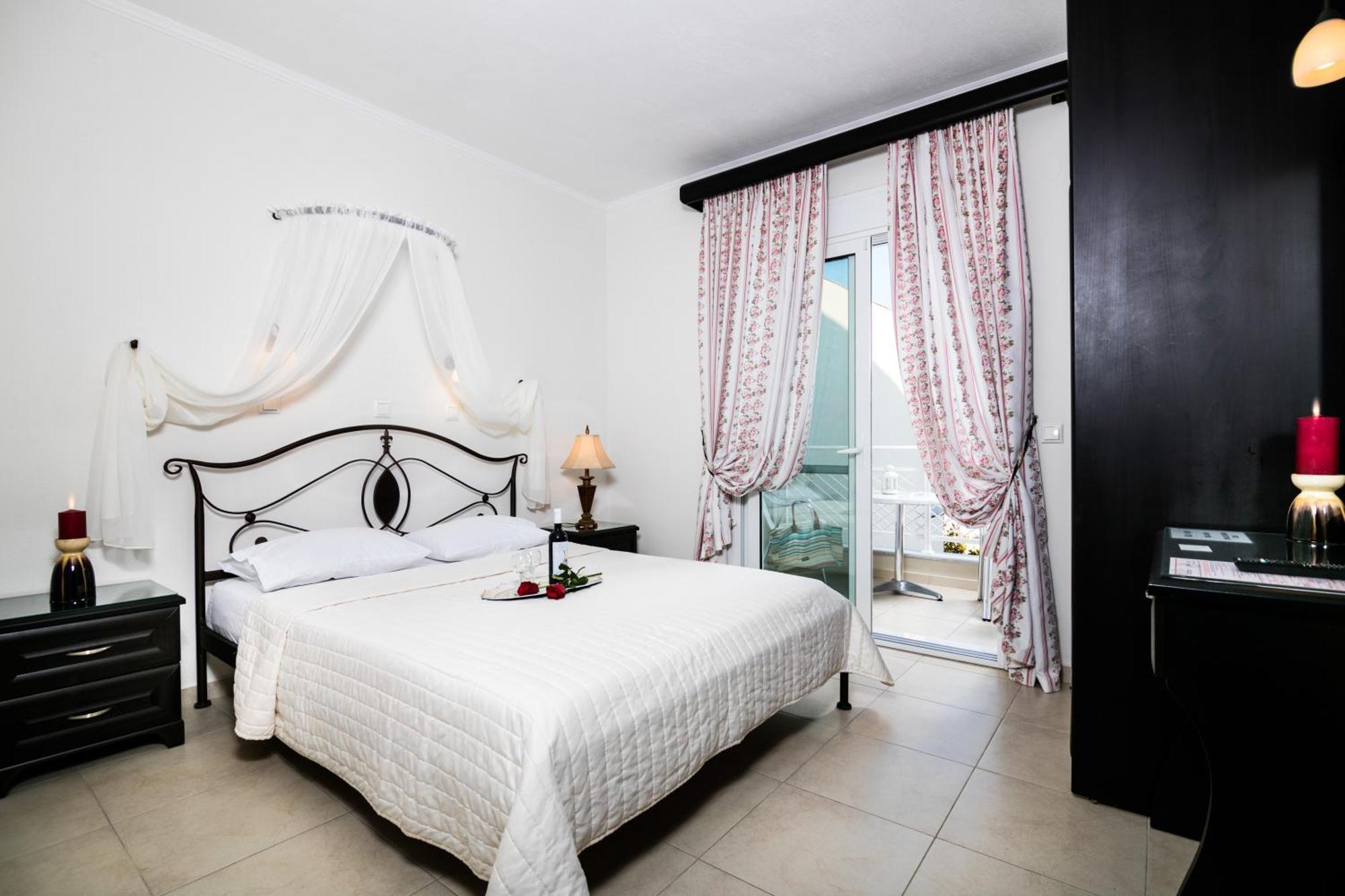 Niki Apartments クリッシ・アモウディア エクステリア 写真